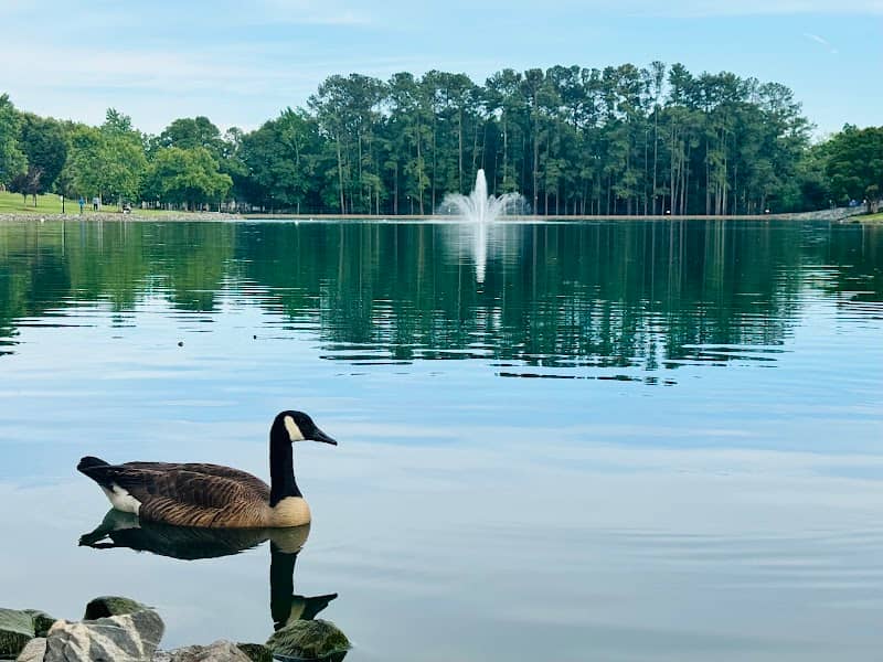 Lake Park - Image 1