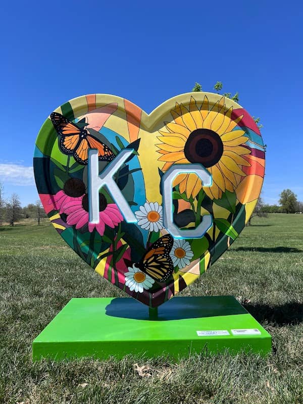 Parade of Hearts KC - Image 2