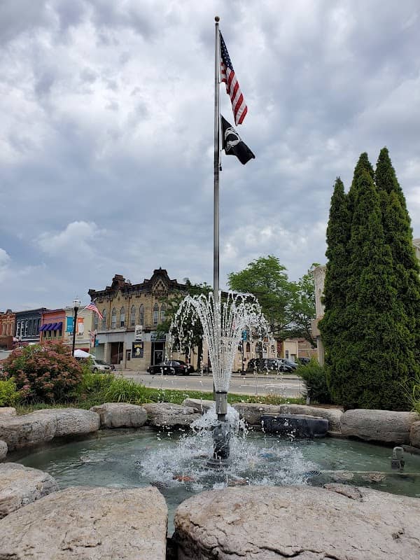 Veterans Park - Image 2