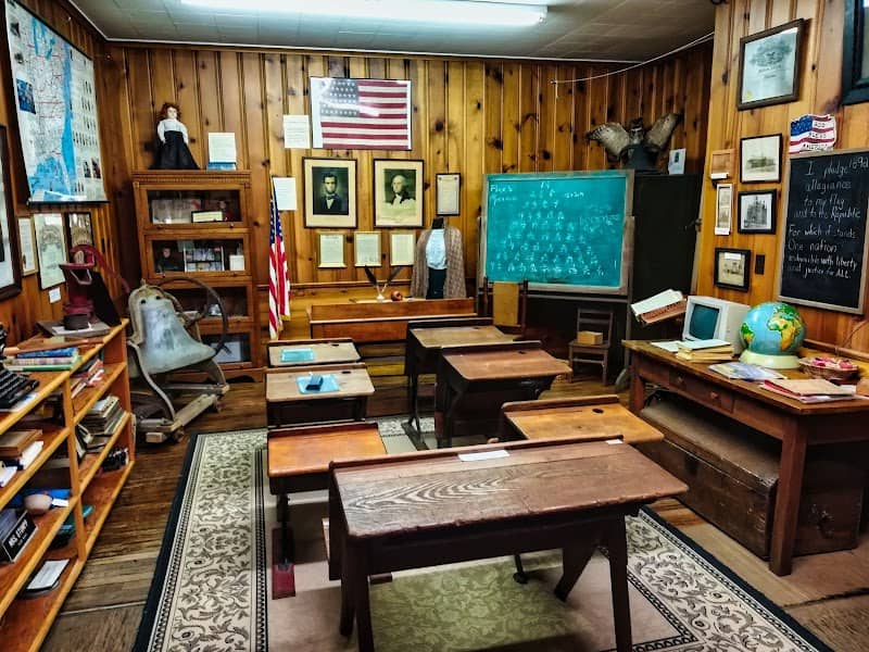 Daviess County Museum - Image 2