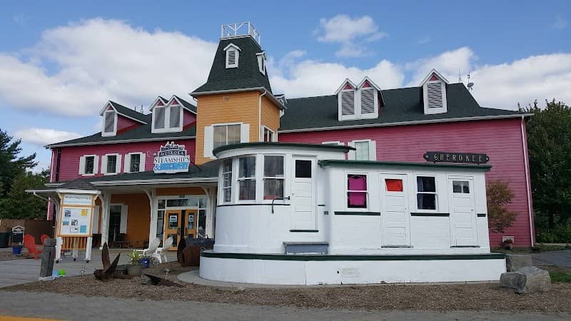 Muskoka Discovery Centre - Image 1