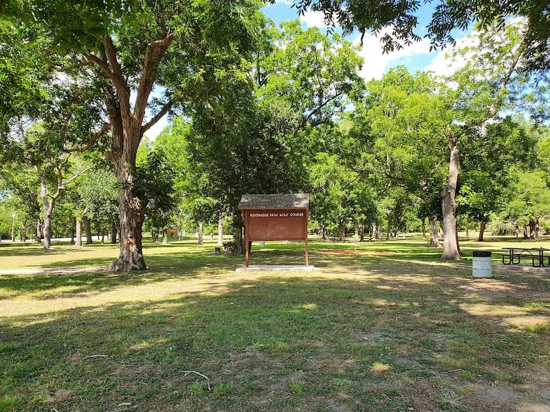 Riverside Park - Image 1