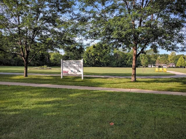 Toth Elementary Community Walk Track - Image 1