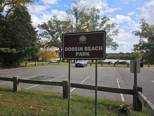 Dossin Park Beach - Image 1