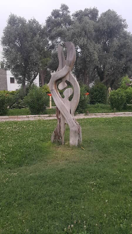 A. Haydar Ersoy Parkı - Image 1