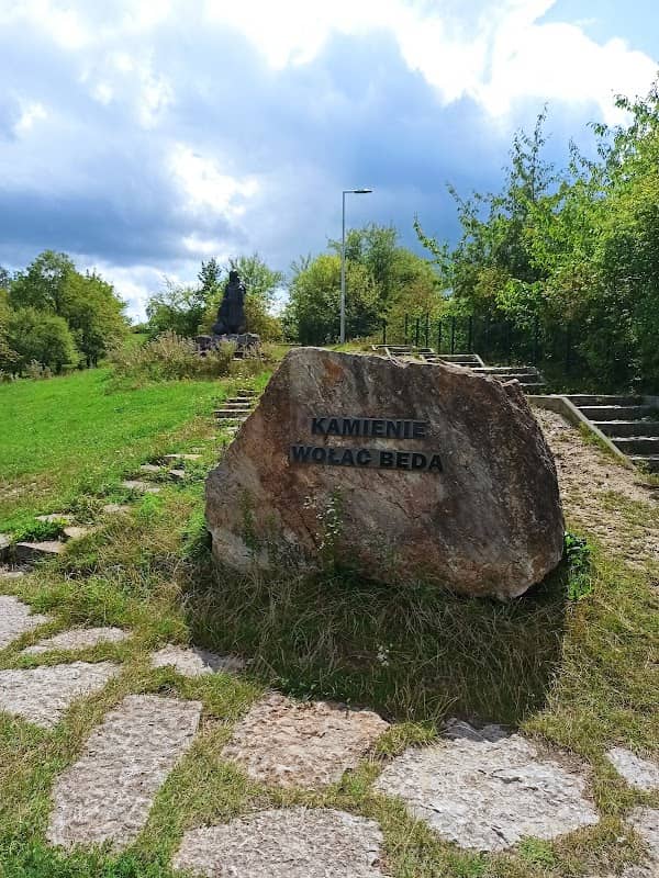 Pomnik w hołdzie Matkom Sybiraczkom - Image 1