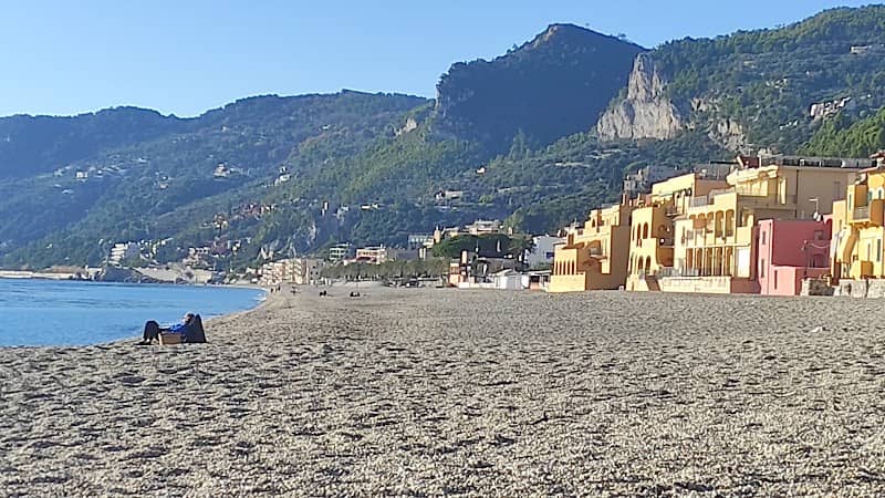 Spiaggia di Varigotti - Image 1