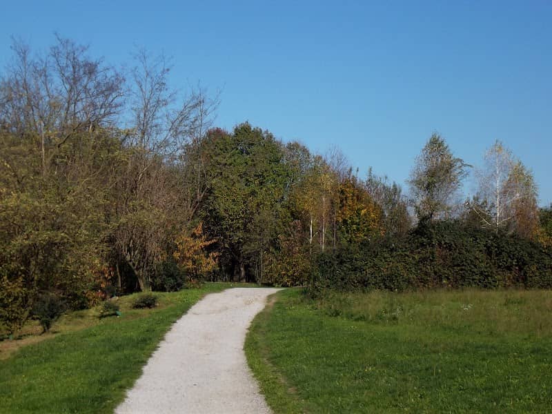 Lura Park - Image 1