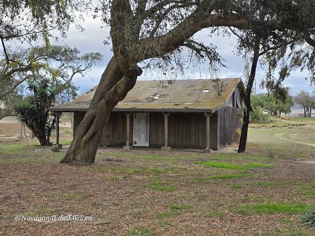 Los Coches Adobe - Image 1