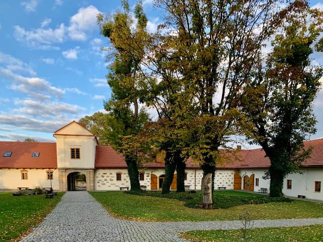 Murowana brama przejazdowa - Image 1