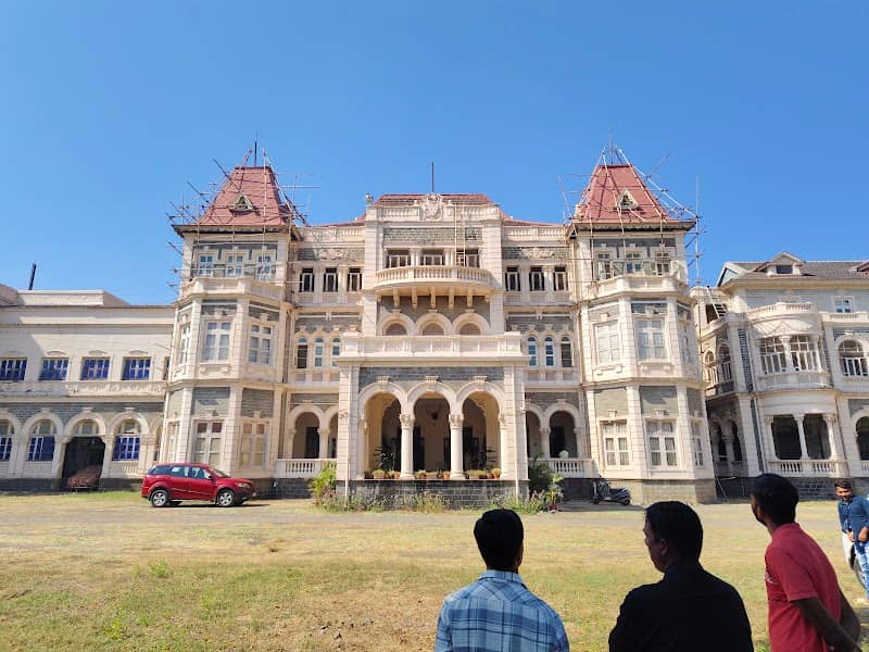 Digvir Nivas Palace - Image 1