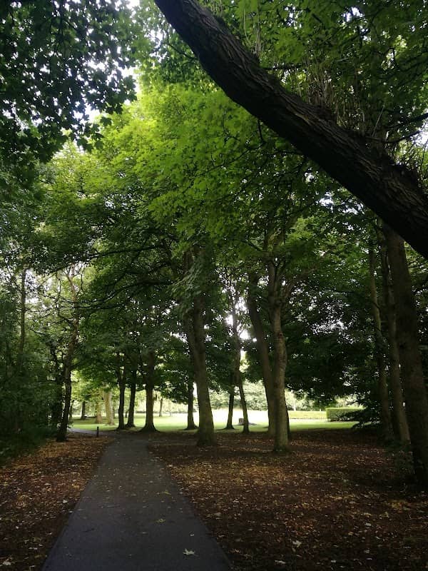 Reedswood Park - Image 2