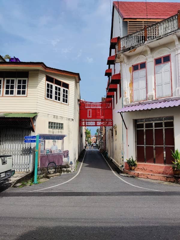 Old Town Songkhla Gate - Image 3