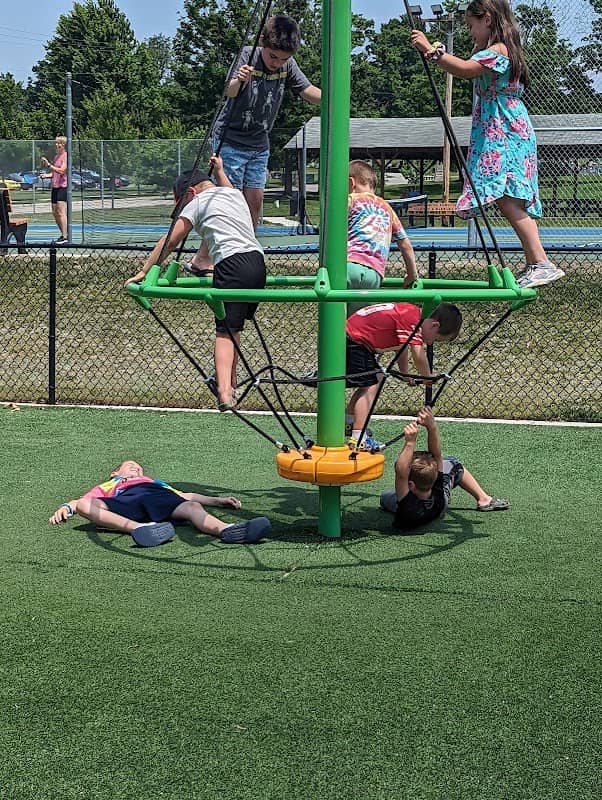 Kaliedoscope Park - Image 2
