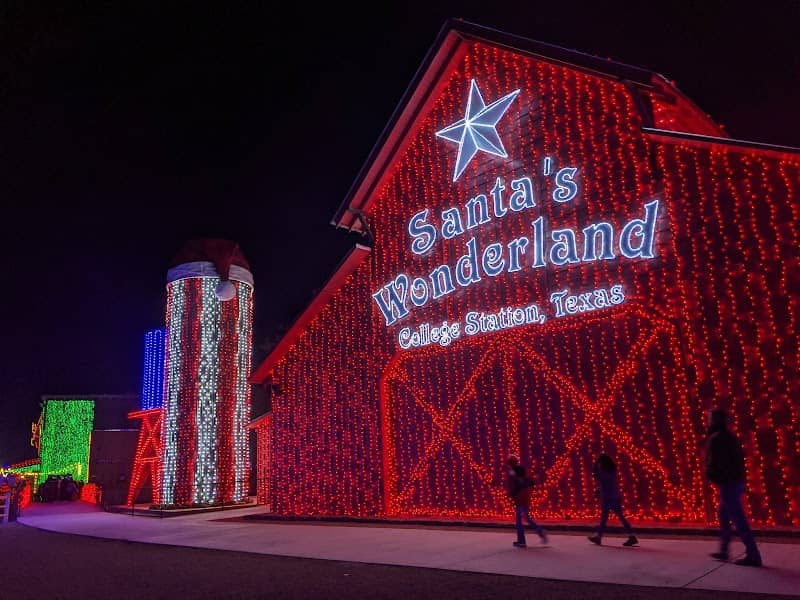 Santa's Wonderland - Image 1