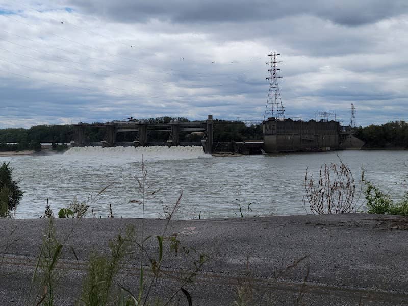 Lewis and Clark Bicentennial Park - Image 2