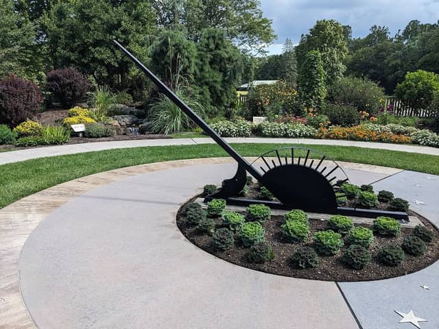 Discovery Garden - Image 2