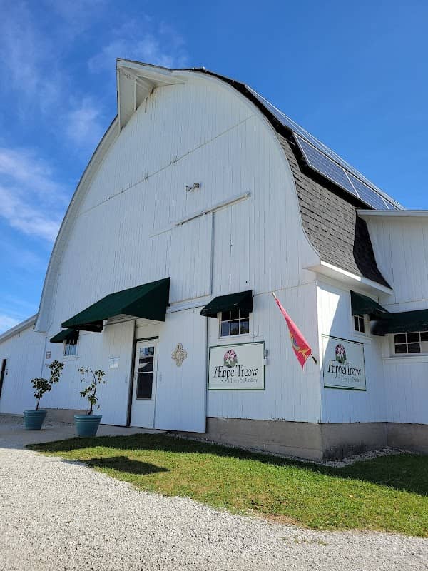 ÆppelTreow Winery - Image 1