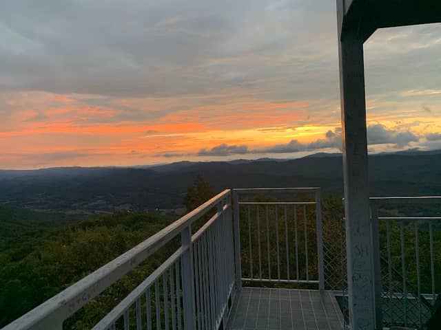 Pinnacle Mountain Trailhead - Image 1