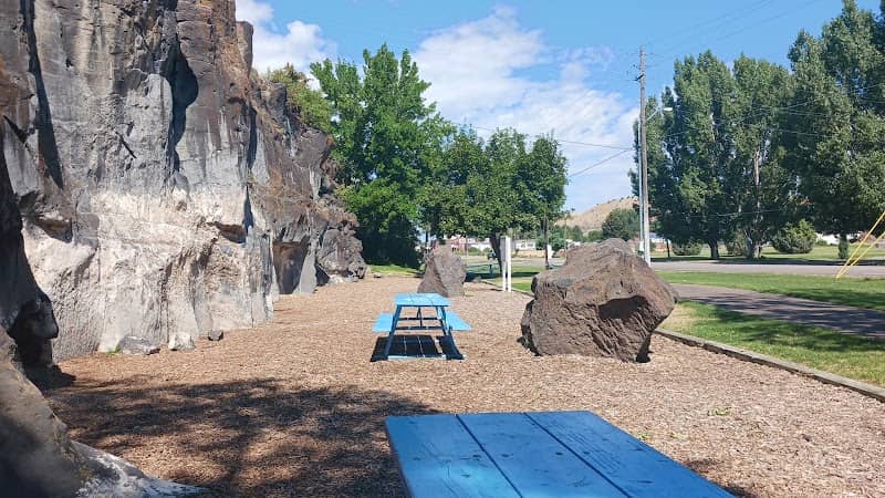 Lilac park - Image 1
