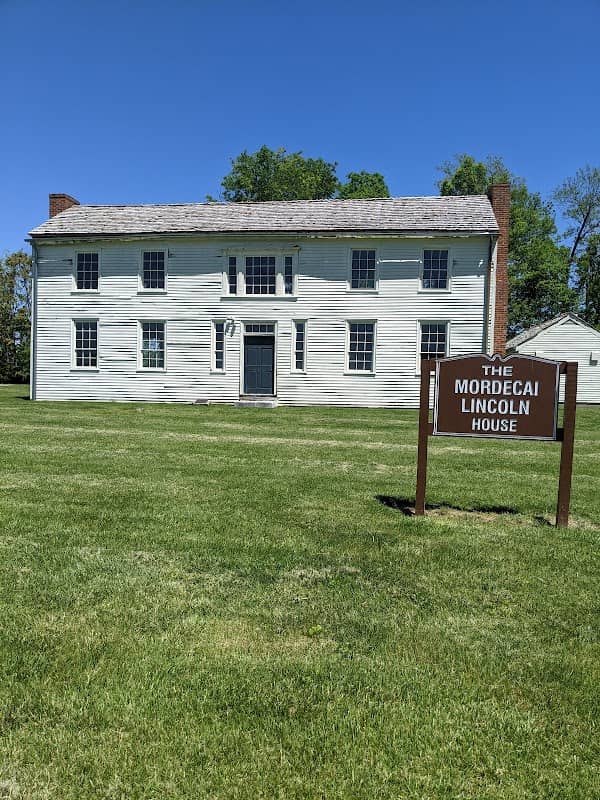 Lincoln Homestead State Park - Museum/Cabins - Image 1