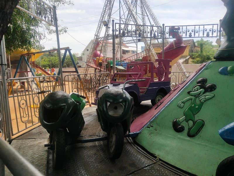 Children's park - Image 1