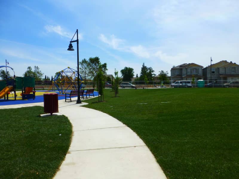 Cobblestone Park - Image 3