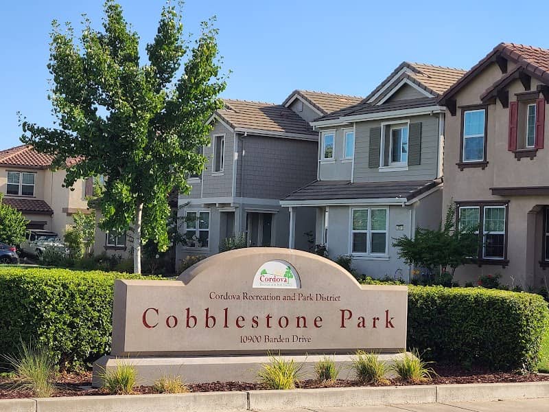 Cobblestone Park - Image 2