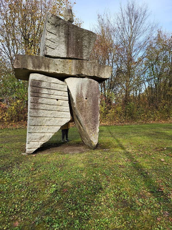 Osterhofen Park - Image 1