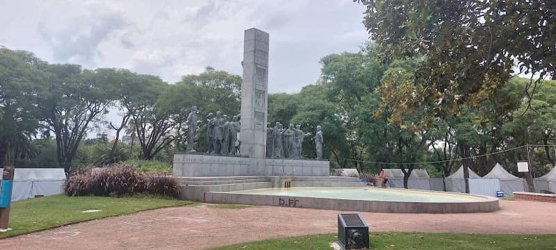 Plaza del Ejercito - Image 1