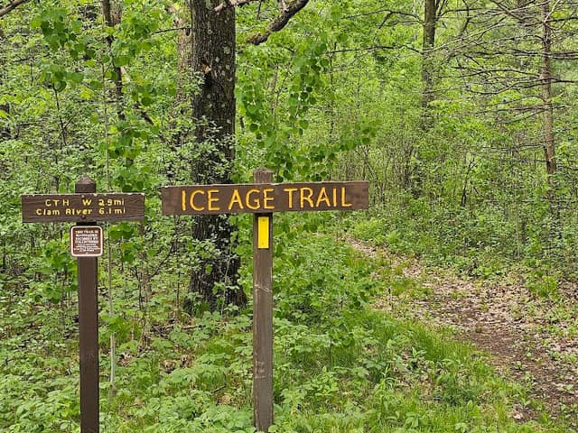 McKenzie Lake Public Water Access, Ice Age Trail McKenzie Creek Segment Trailhead - Image 1