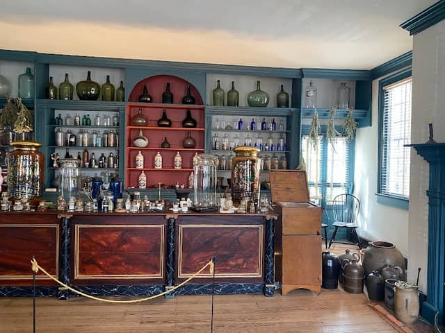 Hugh Mercer Apothecary Shop - Image 2