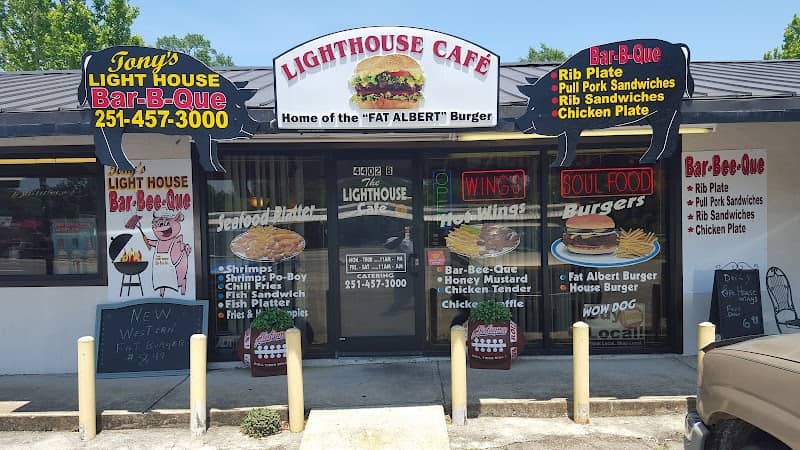 Lighthouse Café - Image 1