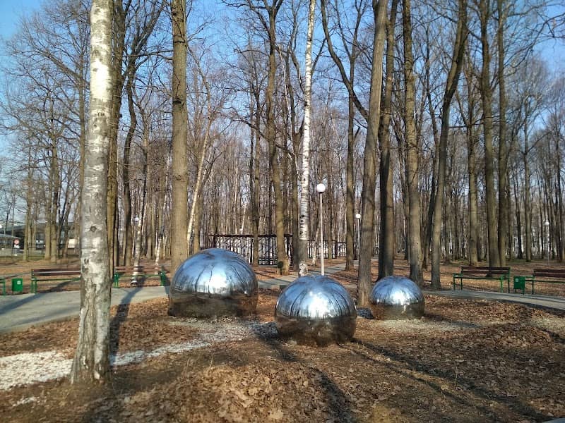 Park Alleya Slavy - Image 1