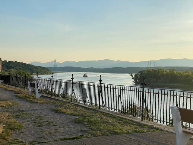 Promenade Hill Park - Image 2