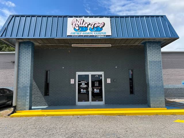 Roller Time Family Skate Center of Easley - Image 2