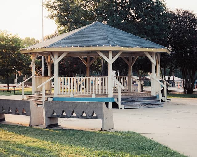 Veterans Memorial Park - Image 1