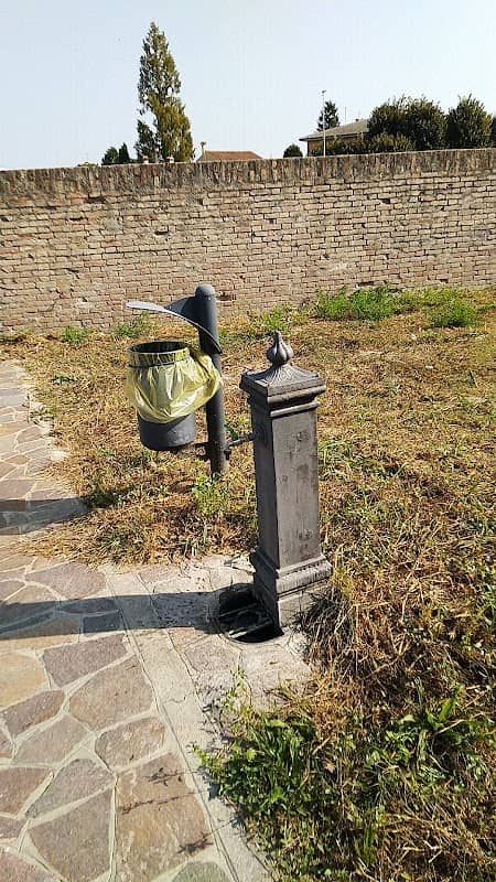 Fontana fontanella acqua potabile - Image 1