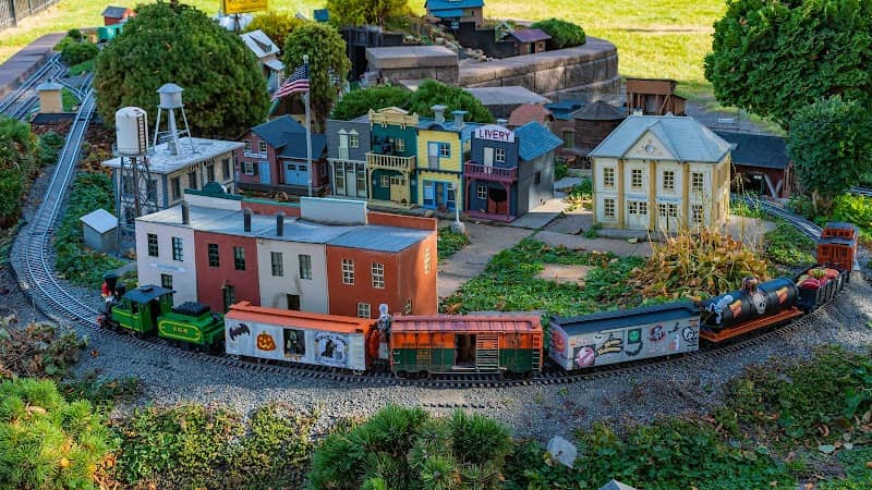 Depot Park - Image 2