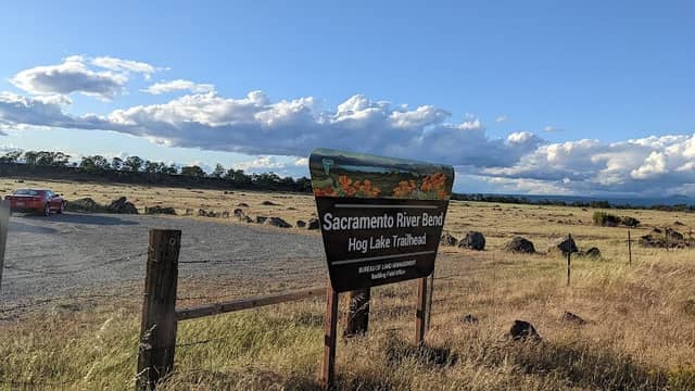 Sacramento River Bend Hog Lake Trailhead - Image 2