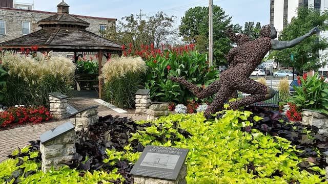 Facer Park - Image 2