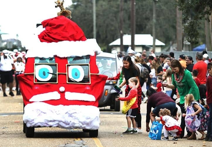 Merry Madisonville Parade - Image 1