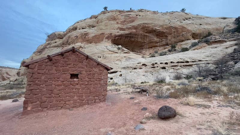 Behunin Cabin - Image 2