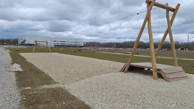 Spielplatz Seilrutsche INcampus - Image 1