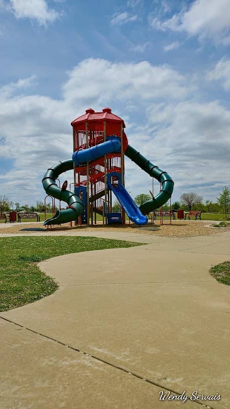 South Lakes Park - Image 1