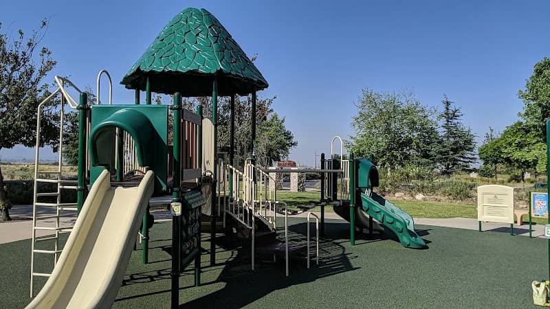 Aurantia Park - Image 2