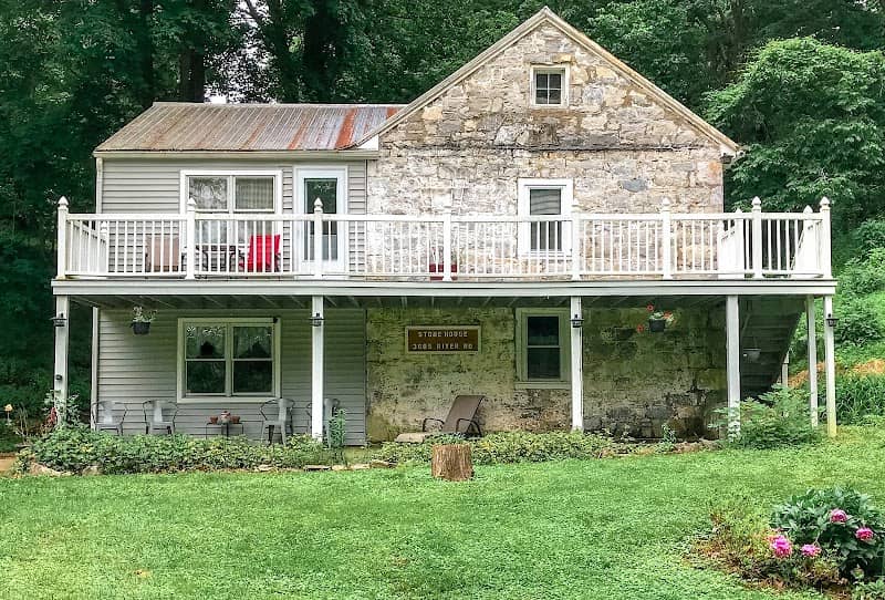 Stone River House - Image 1