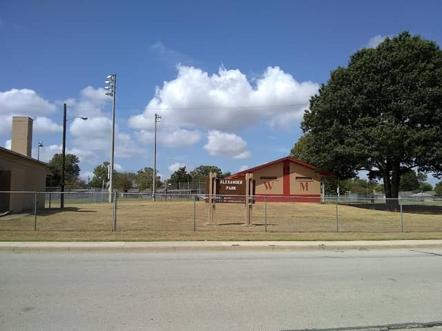 Alexander Park - Image 2