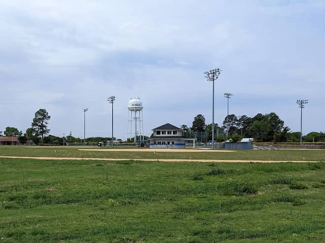 Lee Street Complex - Image 1
