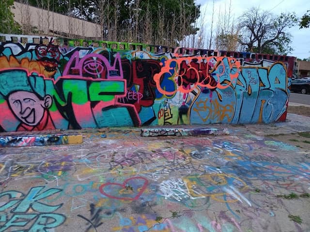 Free Wall - Image 1
